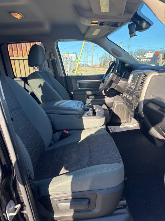 2015 RAM 1500 Image 13