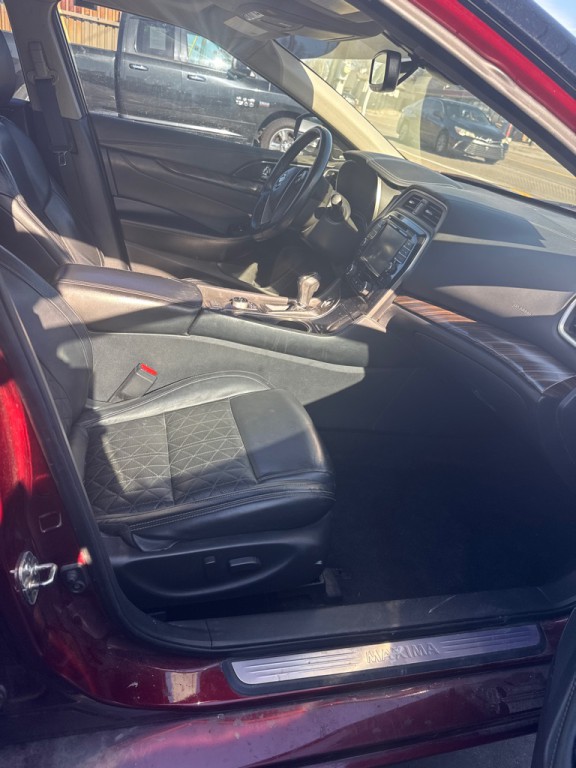2018 Nissan Maxima Image 8