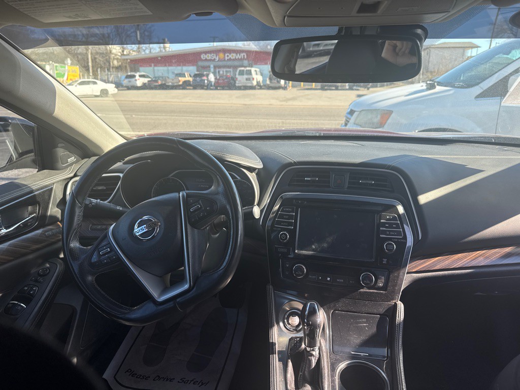 2018 Nissan Maxima Image 9