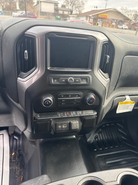 2021 Chevrolet Silverado 1500 Image 17