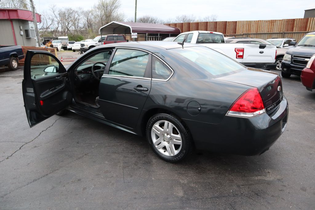 2015 Chevrolet Impala Image 3