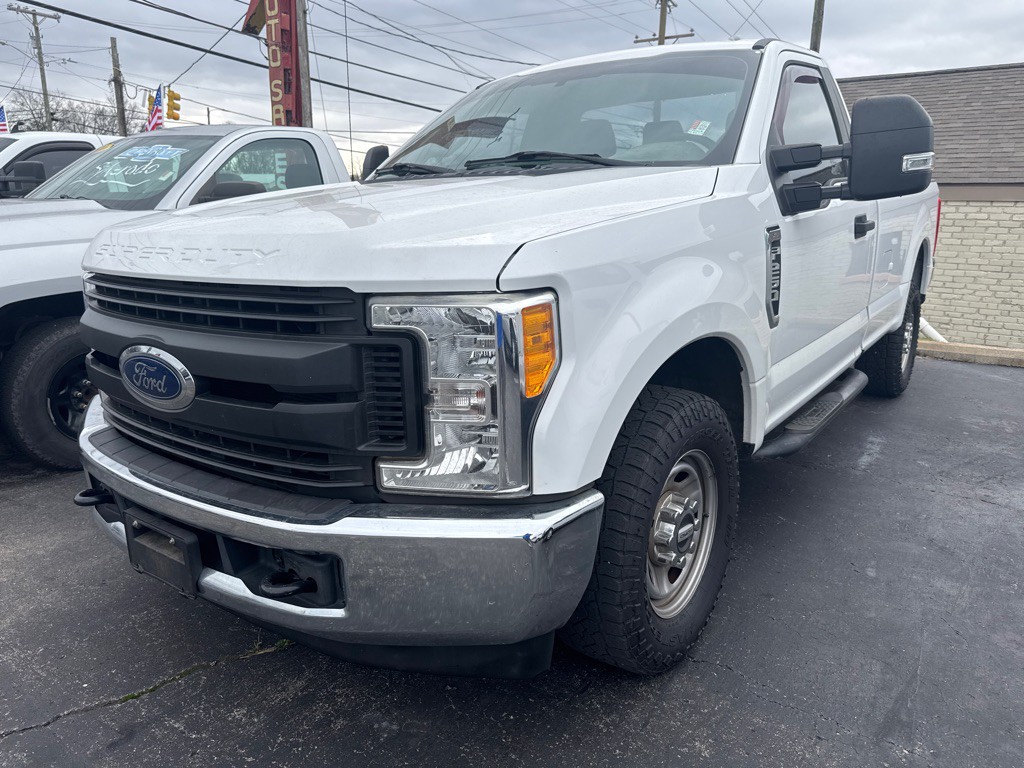 2017 Ford F-250 Image 2