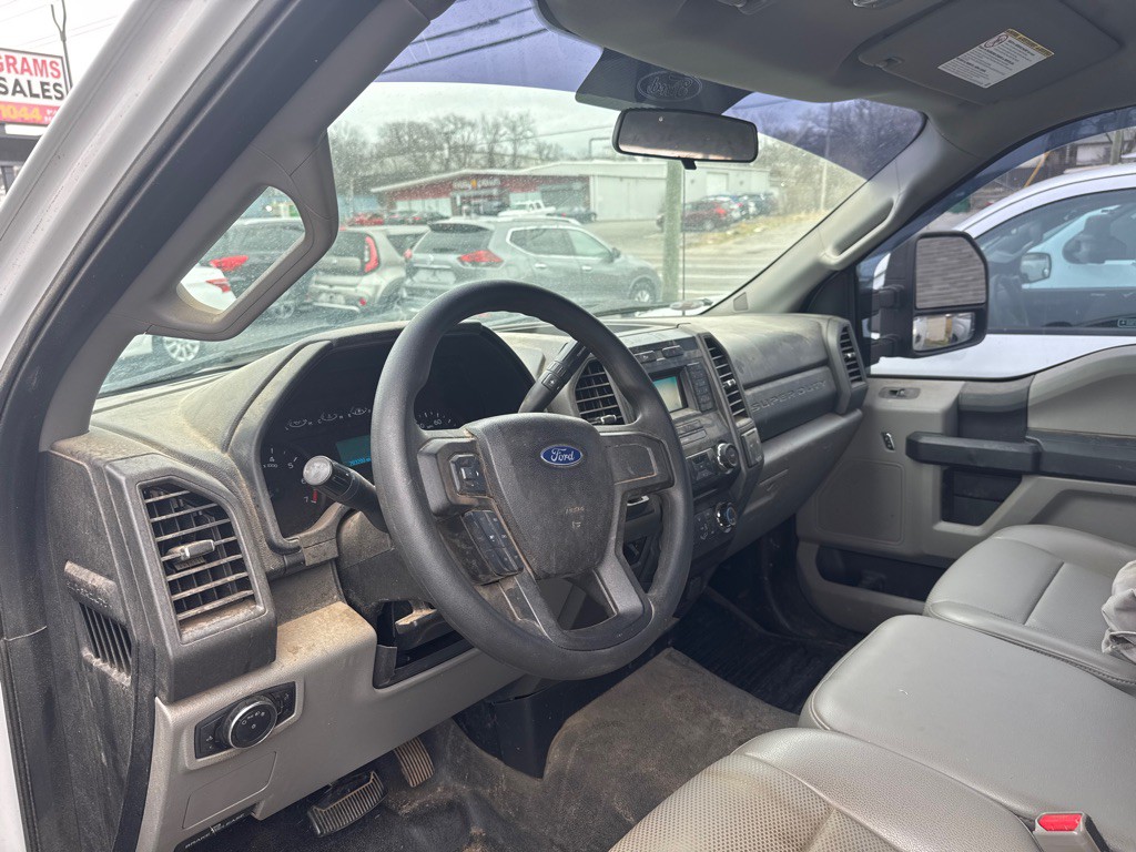 2017 Ford F-250 Image 13