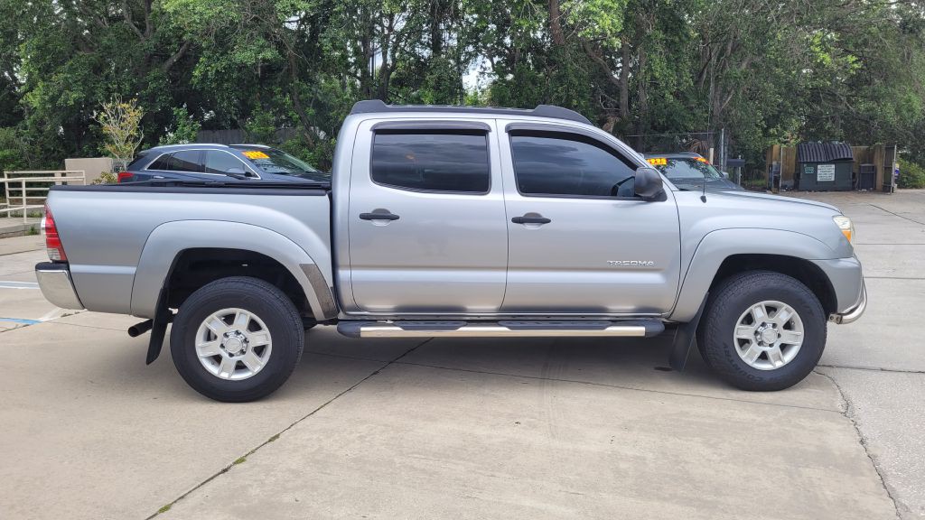 2014 Toyota Tacoma Image 8