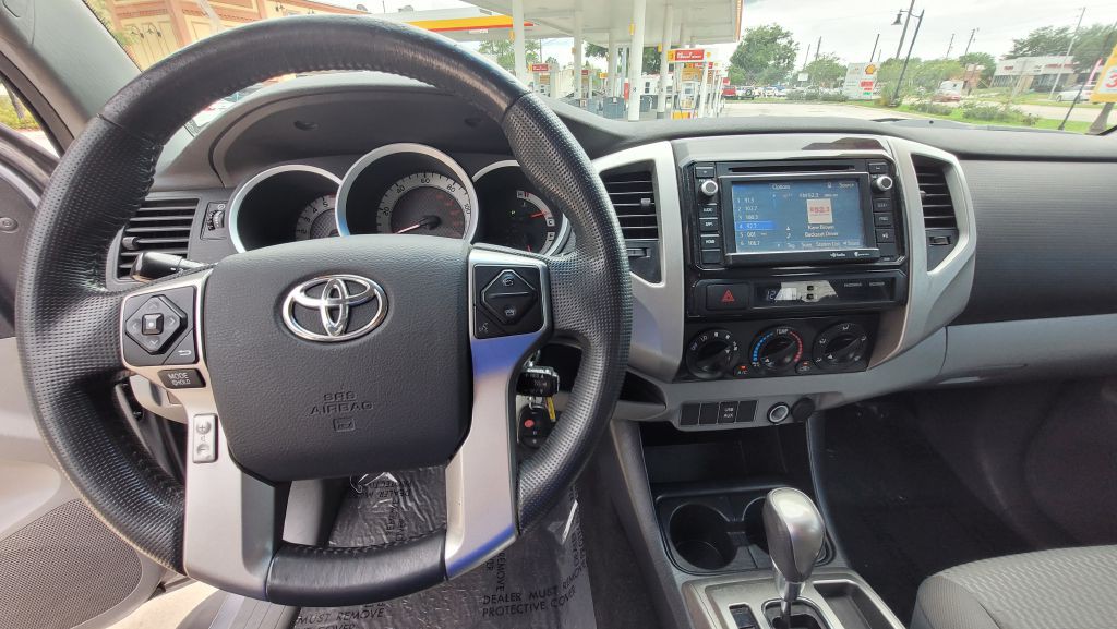 2014 Toyota Tacoma Image 26