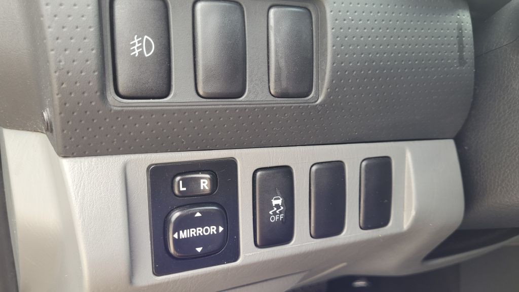 2014 Toyota Tacoma Image 37