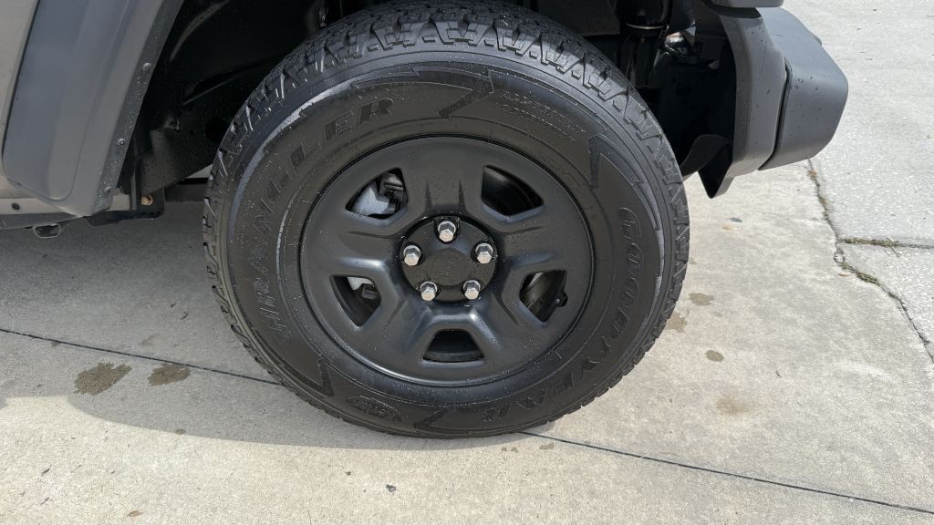 2019 Jeep Wrangler Image 9