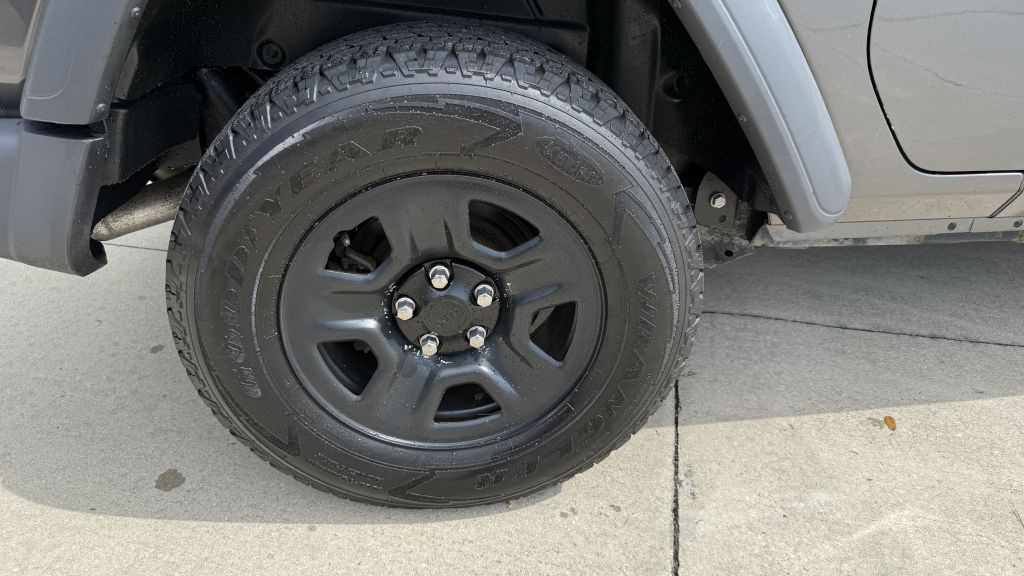 2019 Jeep Wrangler Image 11