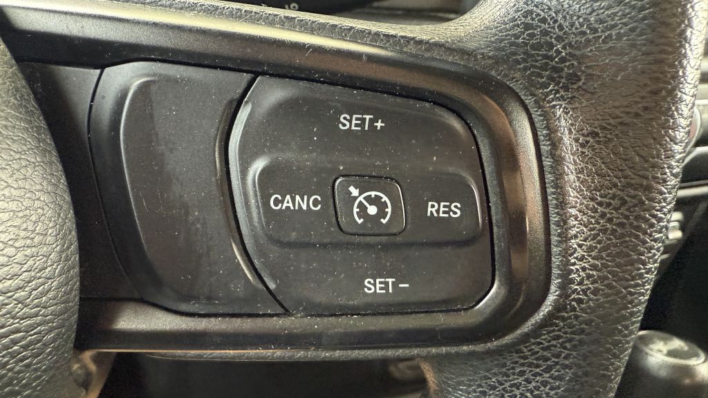 2019 Jeep Wrangler Image 34