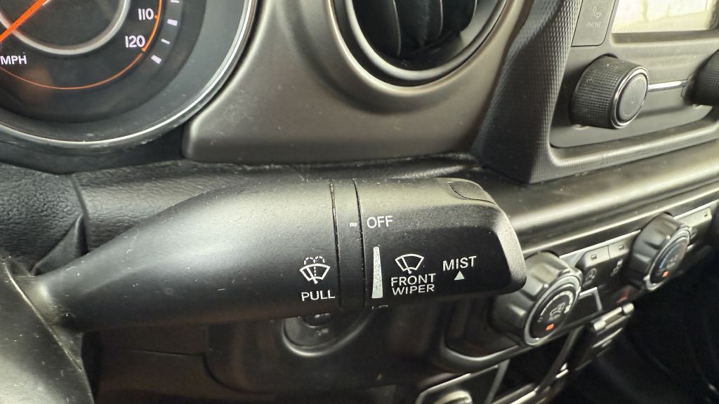 2019 Jeep Wrangler Image 36