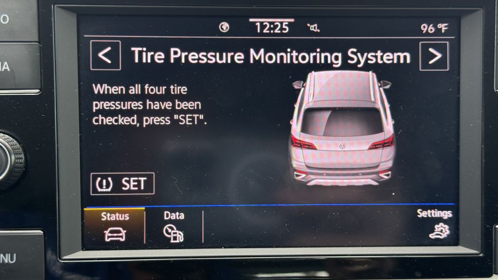 2024 Volkswagen Taos Image 24