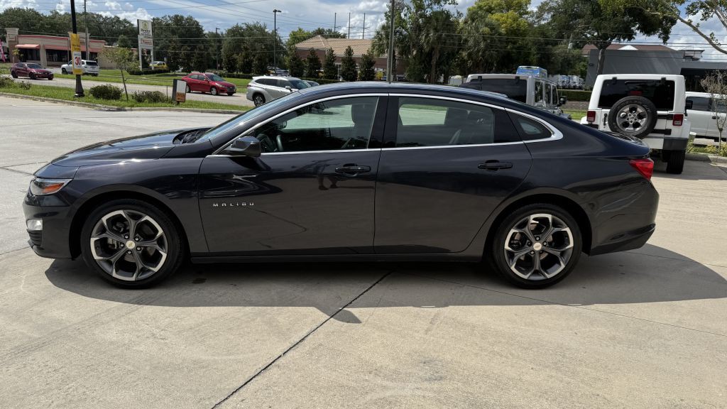 2023 Chevrolet Malibu Image 4