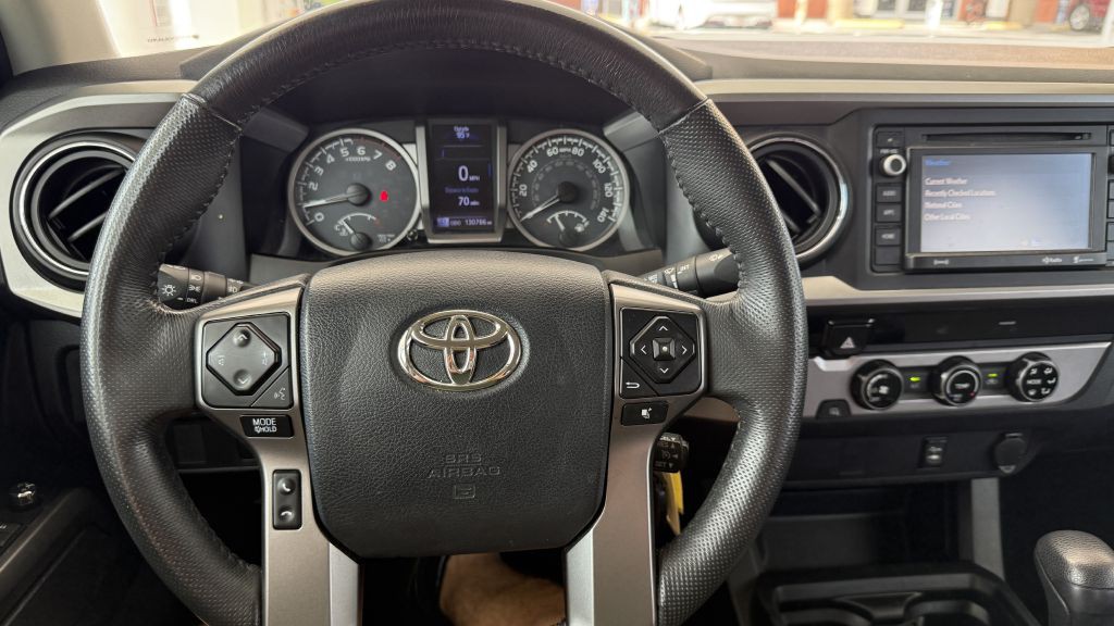 2017 Toyota Tacoma Image 26