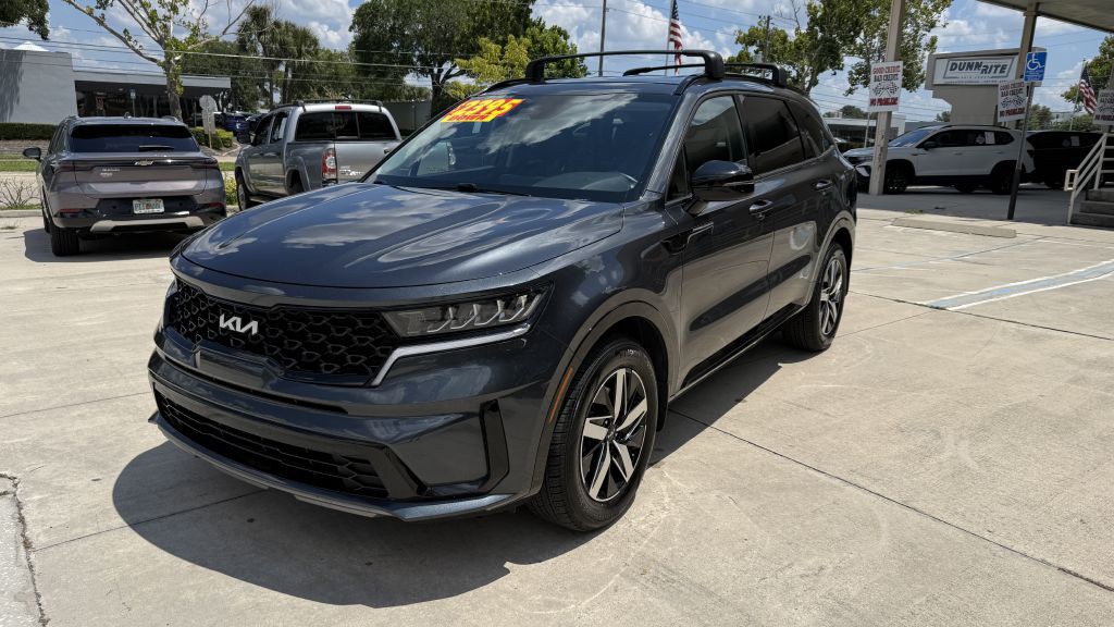 2022 Kia Sorento Image 2