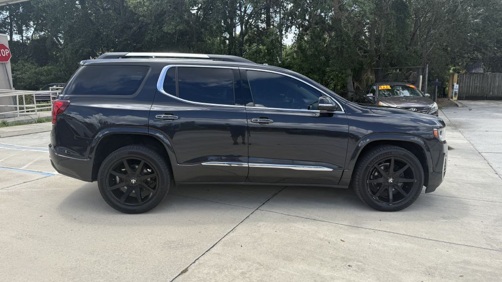 2020 GMC Acadia Image 8