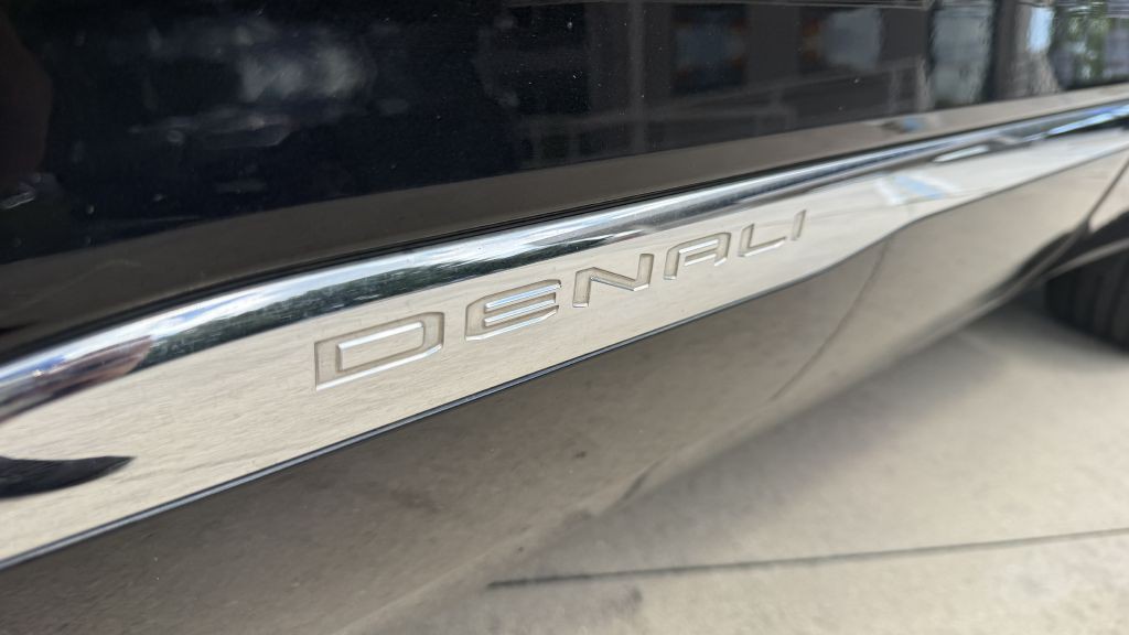 2020 GMC Acadia Image 15