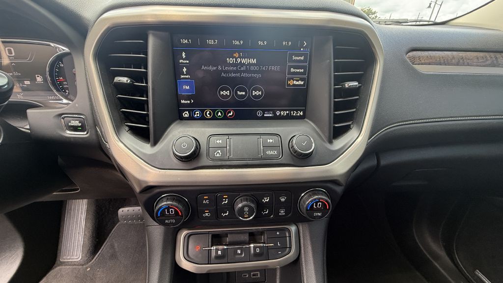 2020 GMC Acadia Image 25