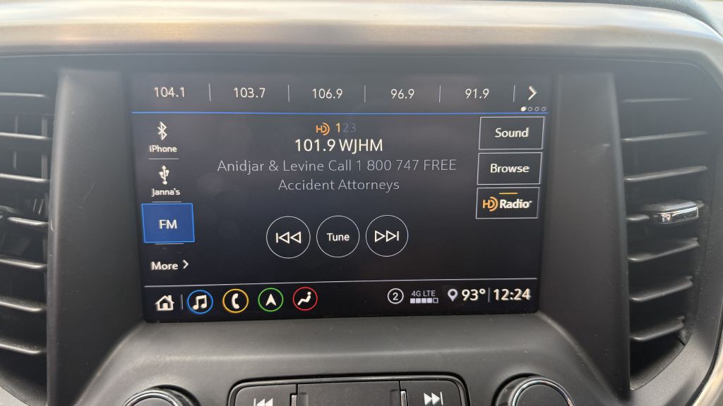 2020 GMC Acadia Image 26