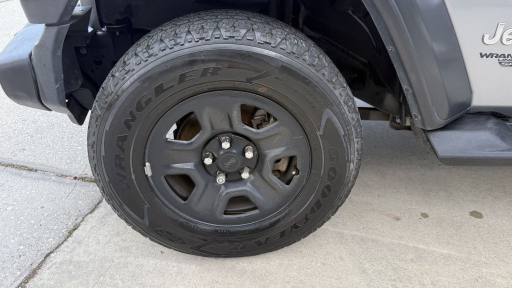 2019 Jeep Wrangler Unlimited Image 14
