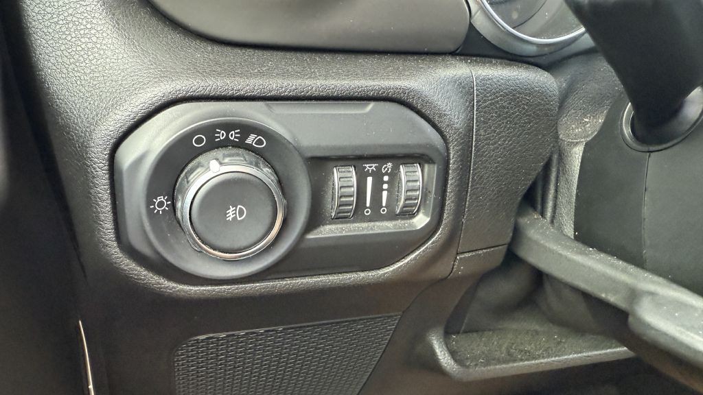 2019 Jeep Wrangler Unlimited Image 38