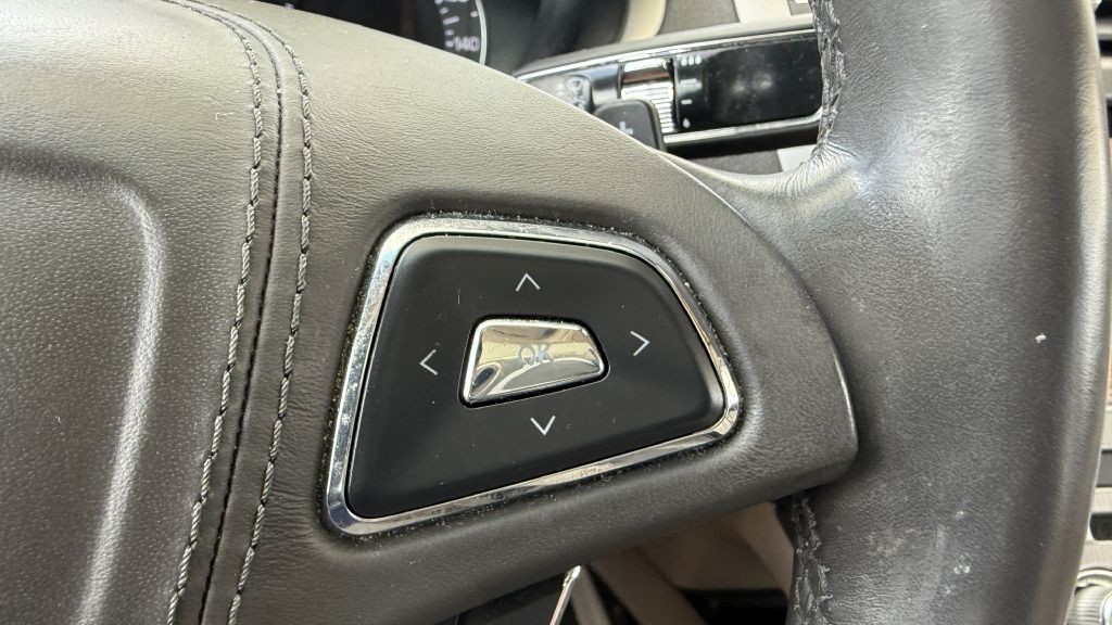 2019 Lincoln MKZ Image 40