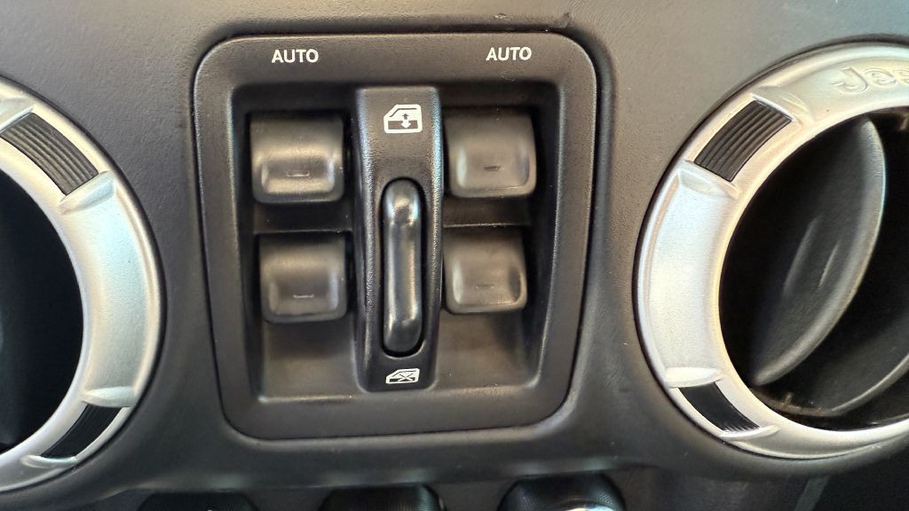 2016 Jeep Wrangler Unlimited Image 30