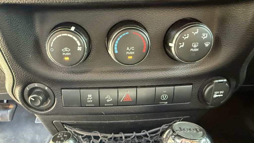 2016 Jeep Wrangler Unlimited Image 31