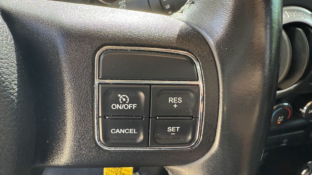 2016 Jeep Wrangler Unlimited Image 35