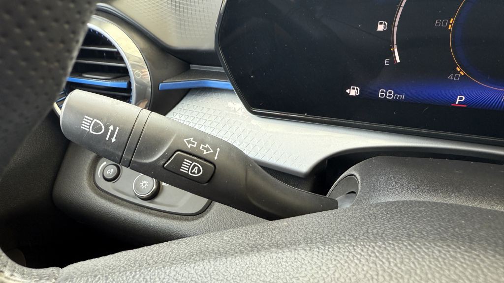 2024 Chevrolet Trax Image 32