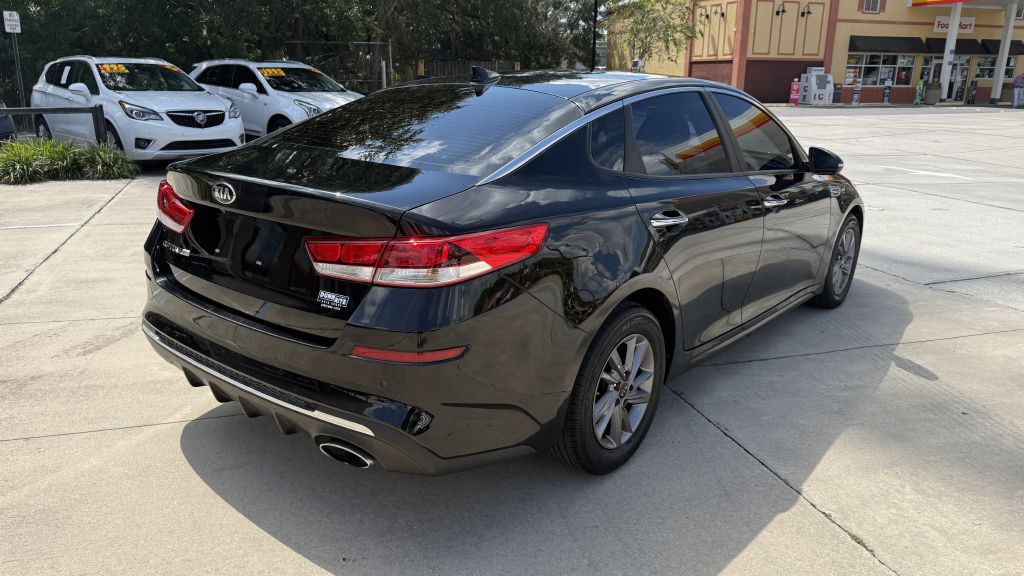2020 Kia Optima Image 7