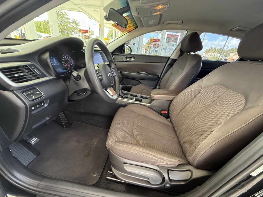 2020 Kia Optima Image 18