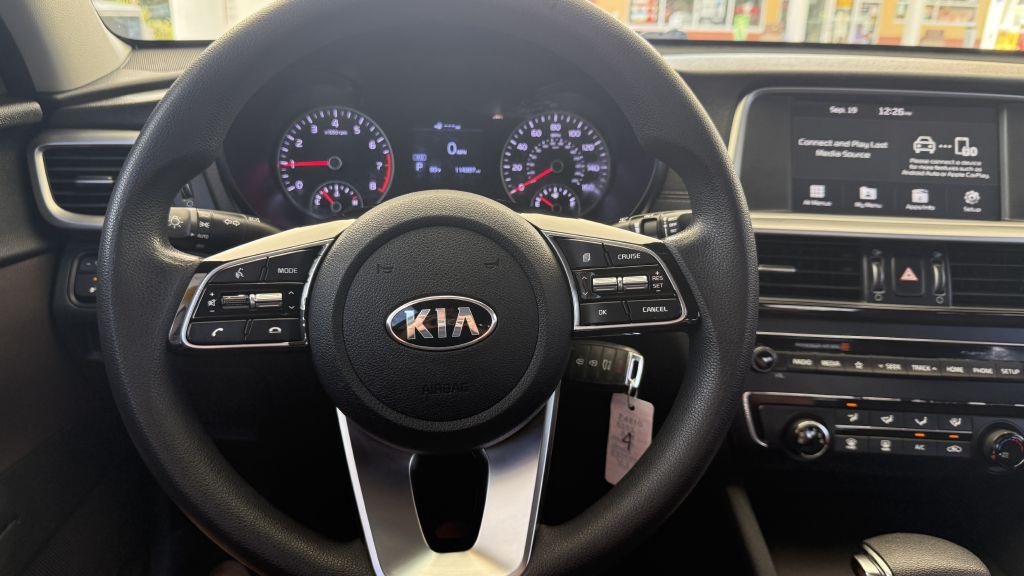 2020 Kia Optima Image 27