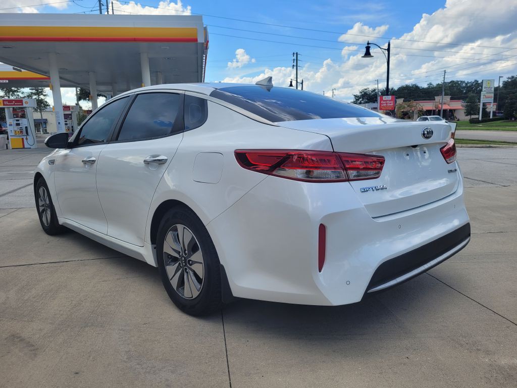 2019 Kia Optima Image 4
