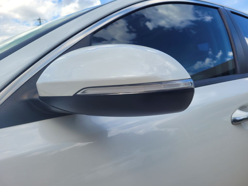 2019 Kia Optima Image 19