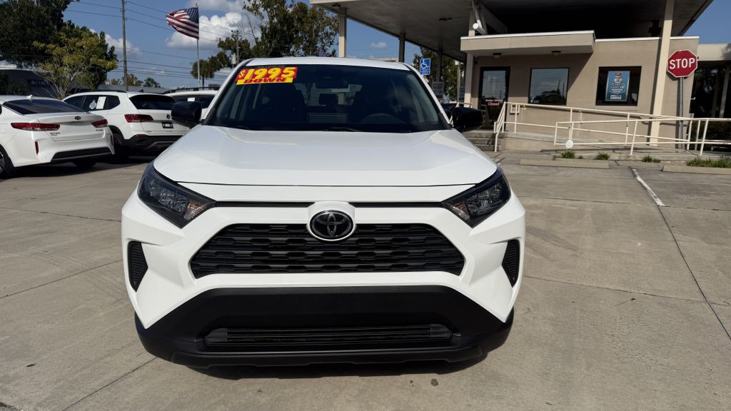 2022 Toyota Rav4 Image 2