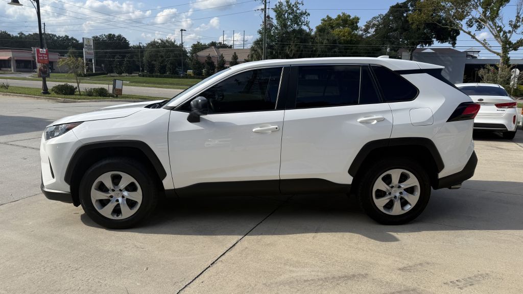 2022 Toyota Rav4 Image 4