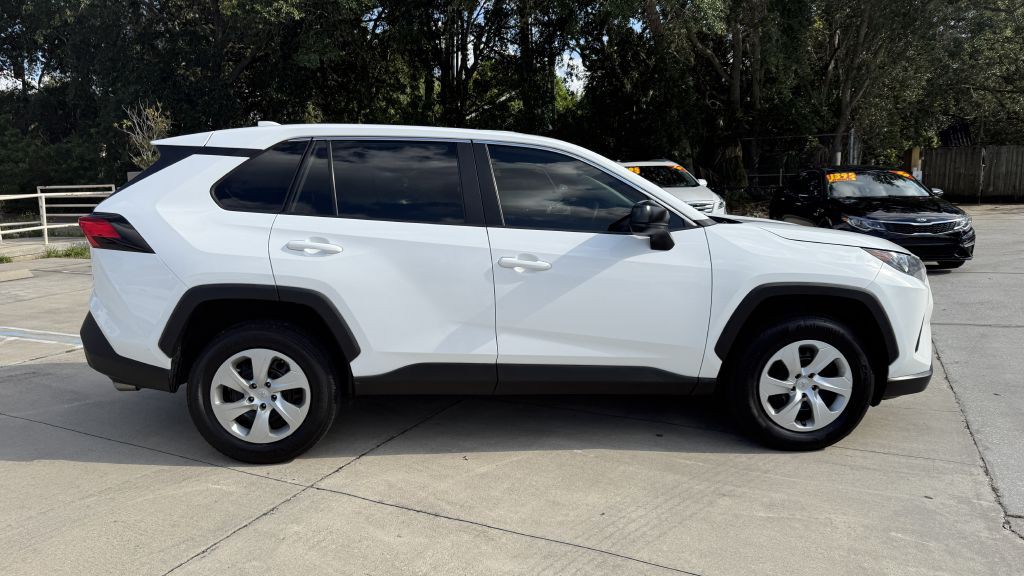 2022 Toyota Rav4 Image 8