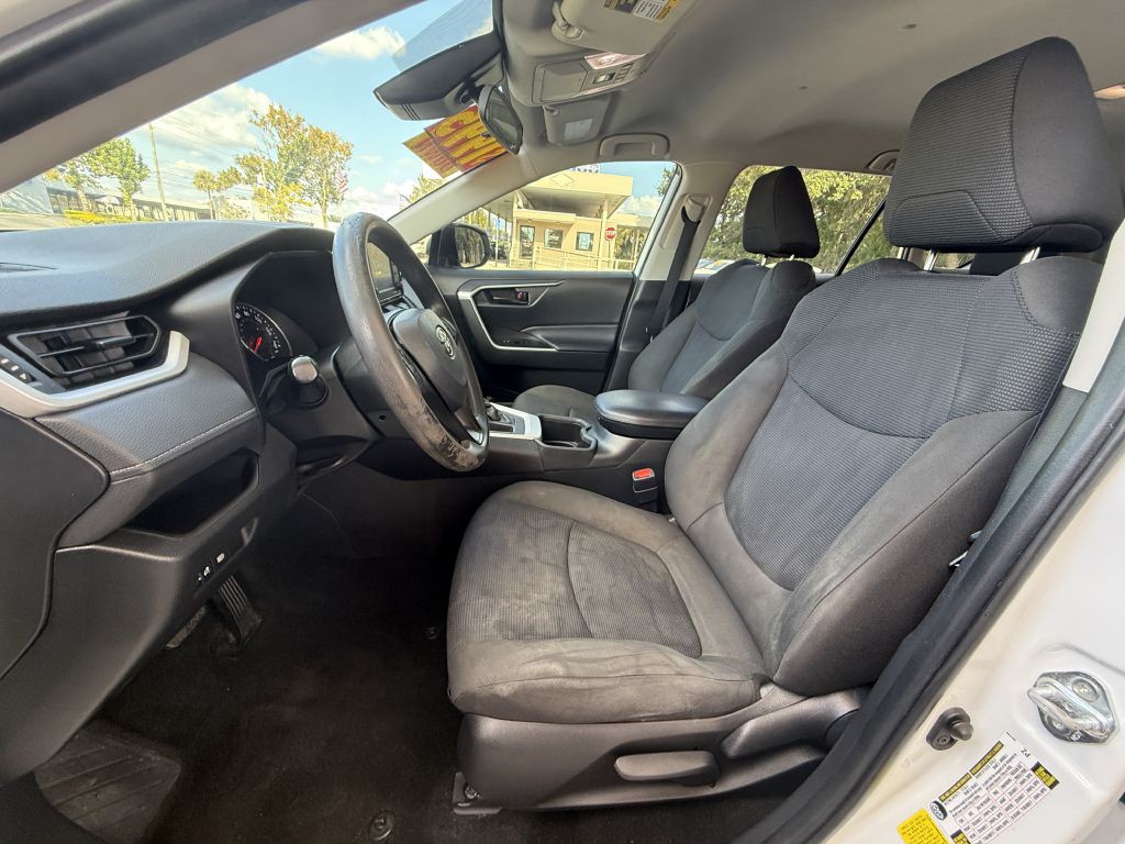 2022 Toyota Rav4 Image 16