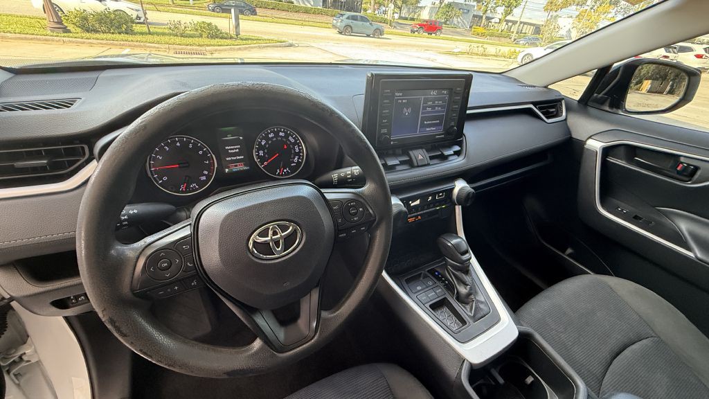 2022 Toyota Rav4 Image 17