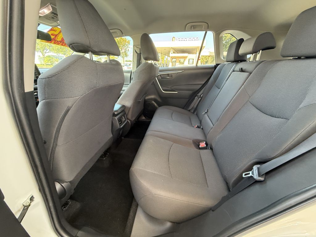 2022 Toyota Rav4 Image 33