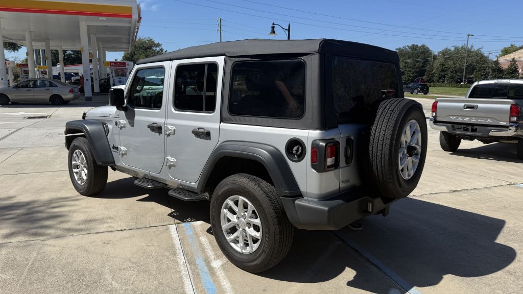 2023 Jeep Wrangler Unlimited Image 5