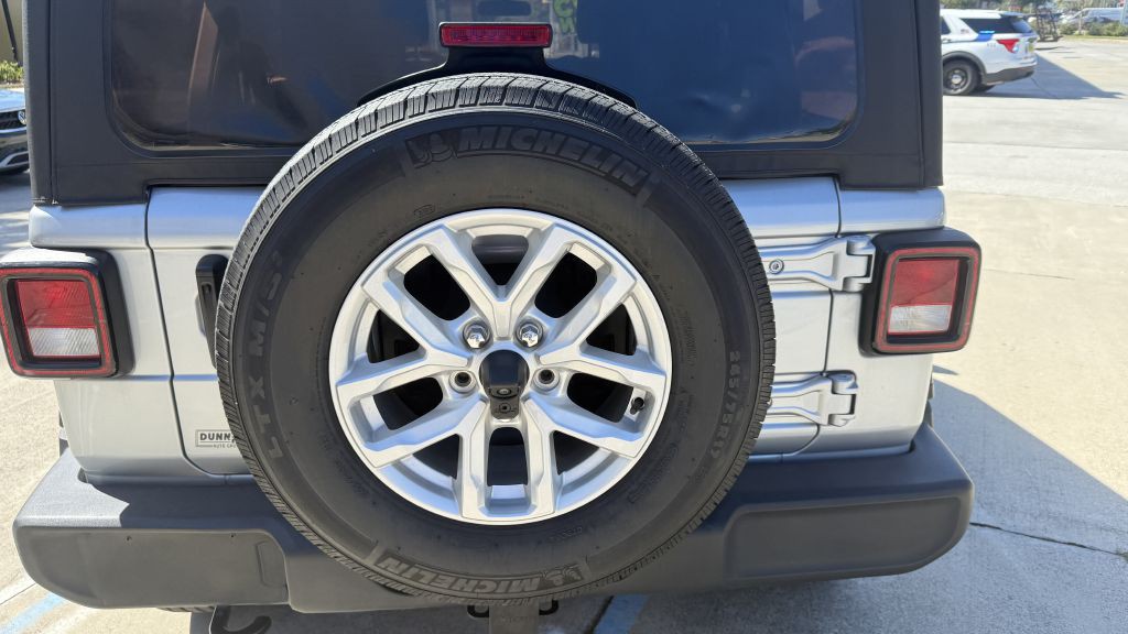 2023 Jeep Wrangler Unlimited Image 11