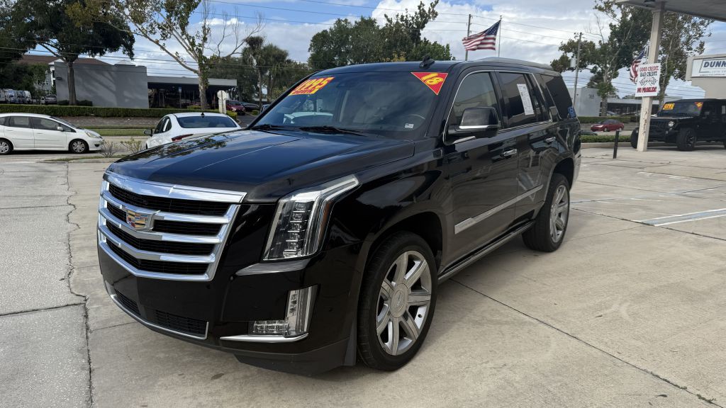 2018 Cadillac Escalade Image 3