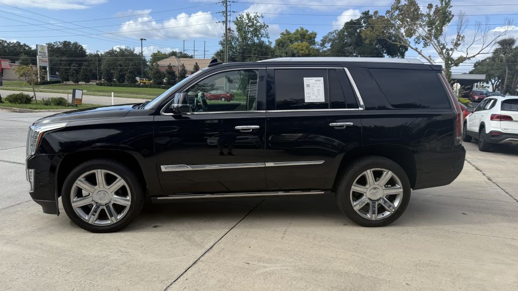 2018 Cadillac Escalade Image 4
