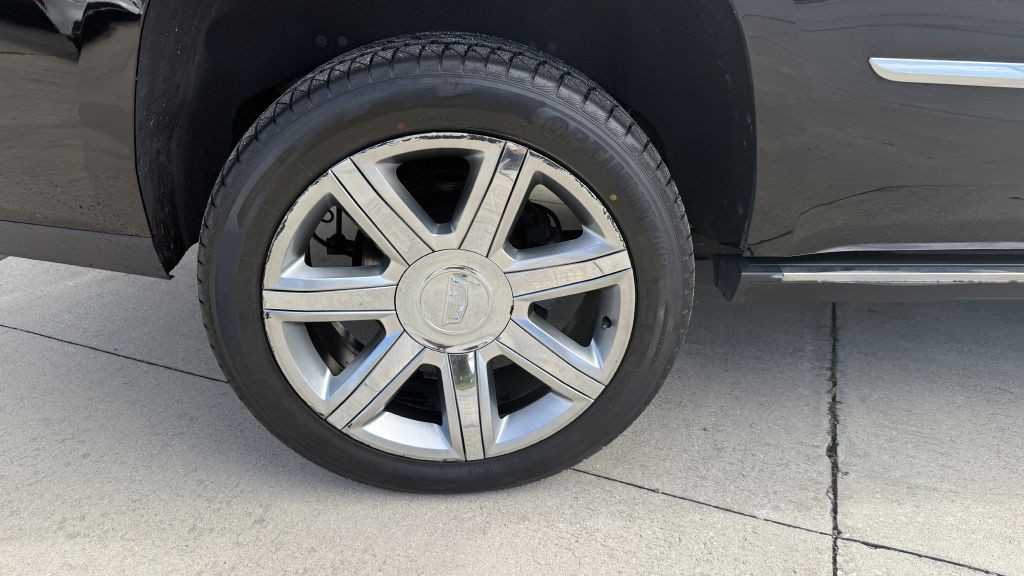 2018 Cadillac Escalade Image 10