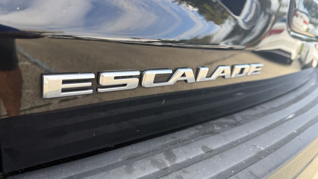 2018 Cadillac Escalade Image 18