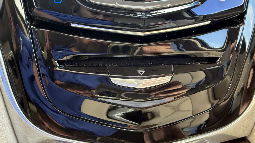 2018 Cadillac Escalade Image 34