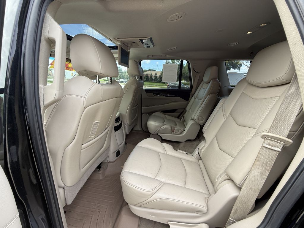 2018 Cadillac Escalade Image 49