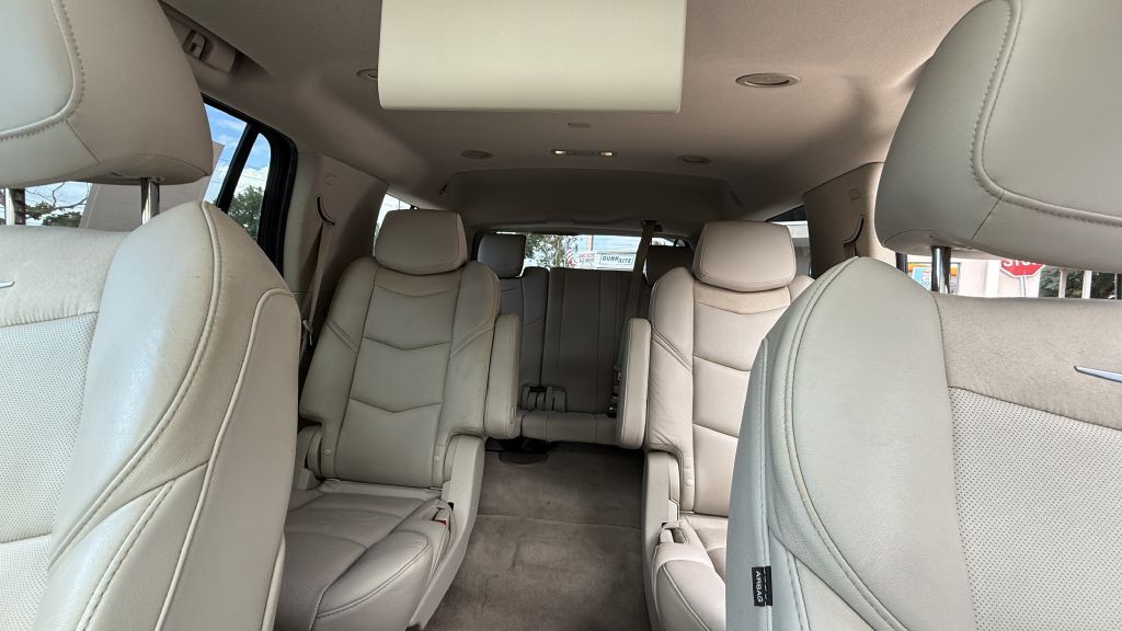 2018 Cadillac Escalade Image 55