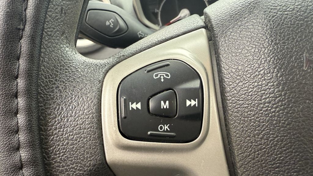 2012 Ford Fiesta Image 21